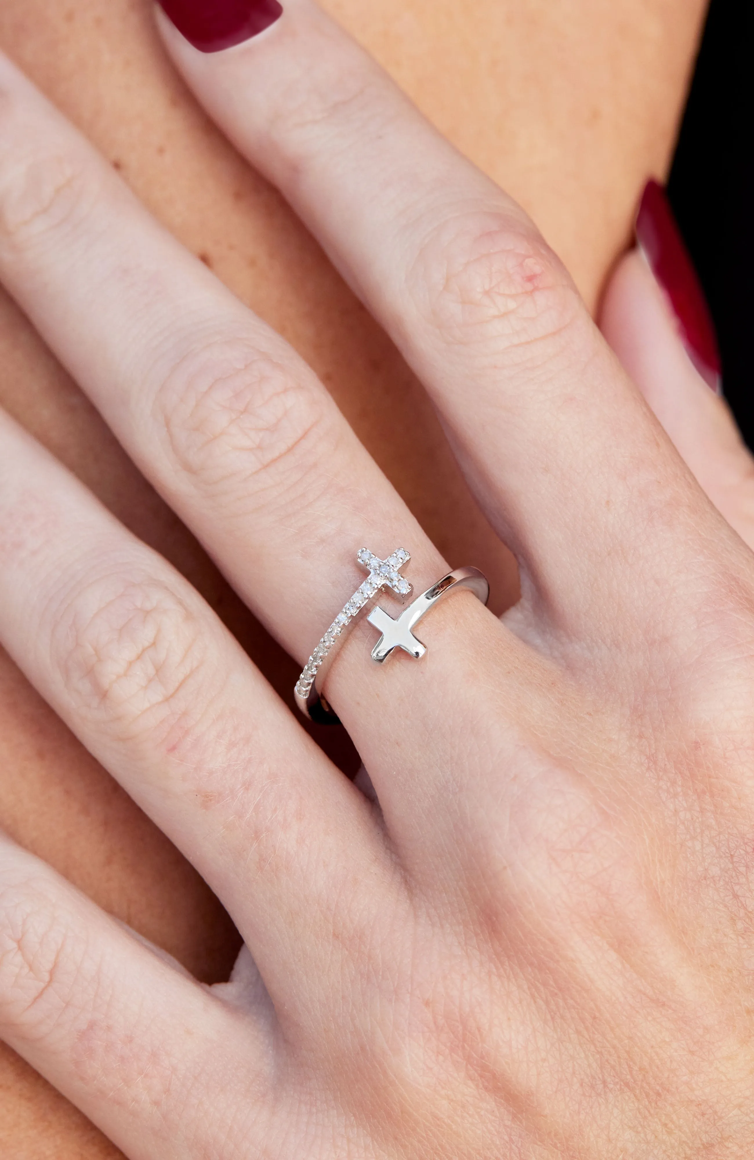 .925 STERLING SILVER RHODIUM PLATE DOBLE CROSS RING