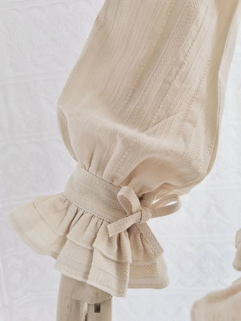 Peter Pan Collar Ruffle Long Sleeve Blouse