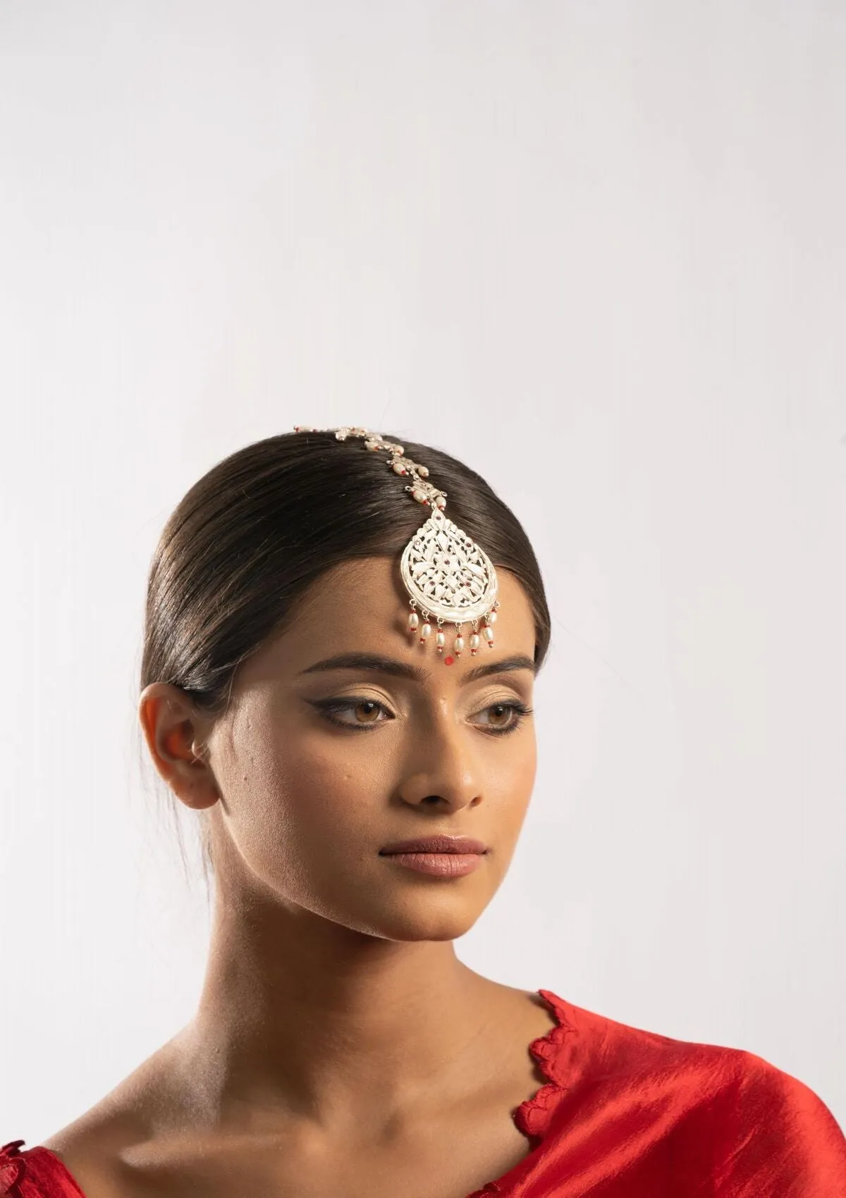 Sehrish Handmade Silver Mangtikka