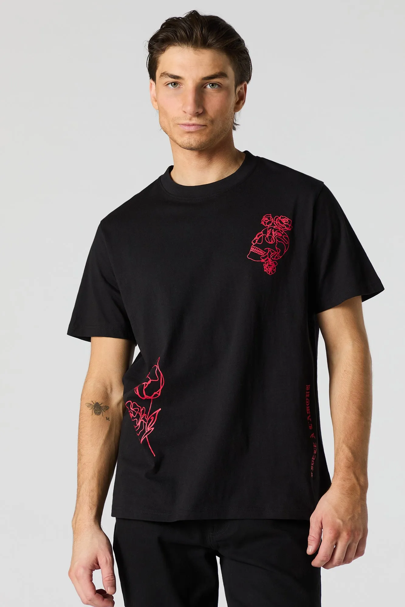 Skull & Roses Graphic T-Shirt