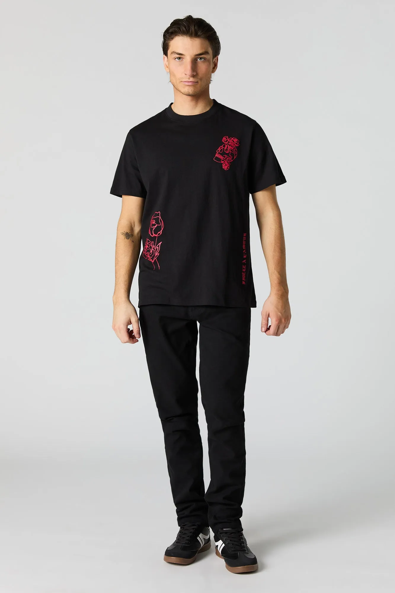 Skull & Roses Graphic T-Shirt