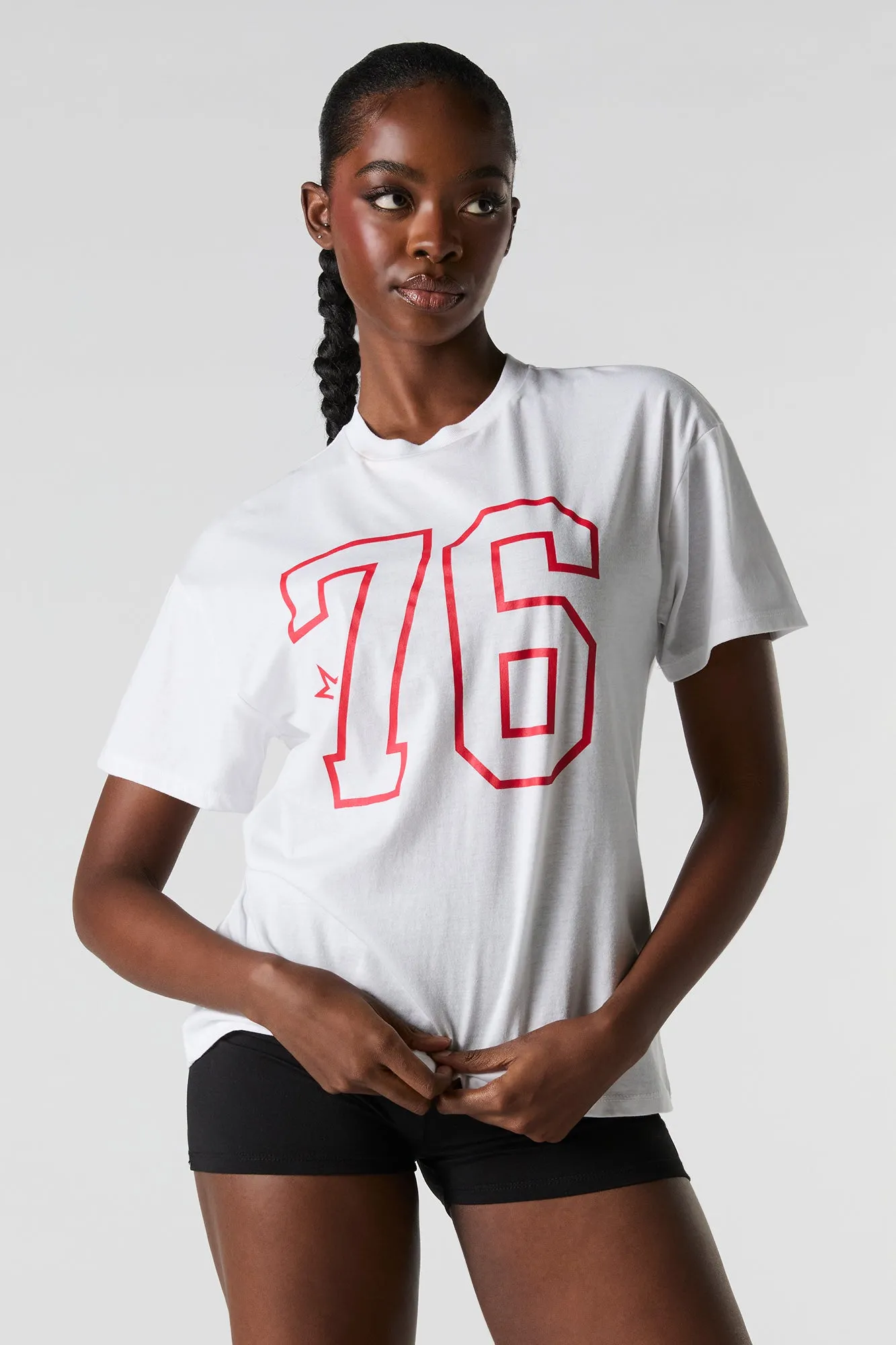 T-shirt de coupe garçonne à imprimé 76