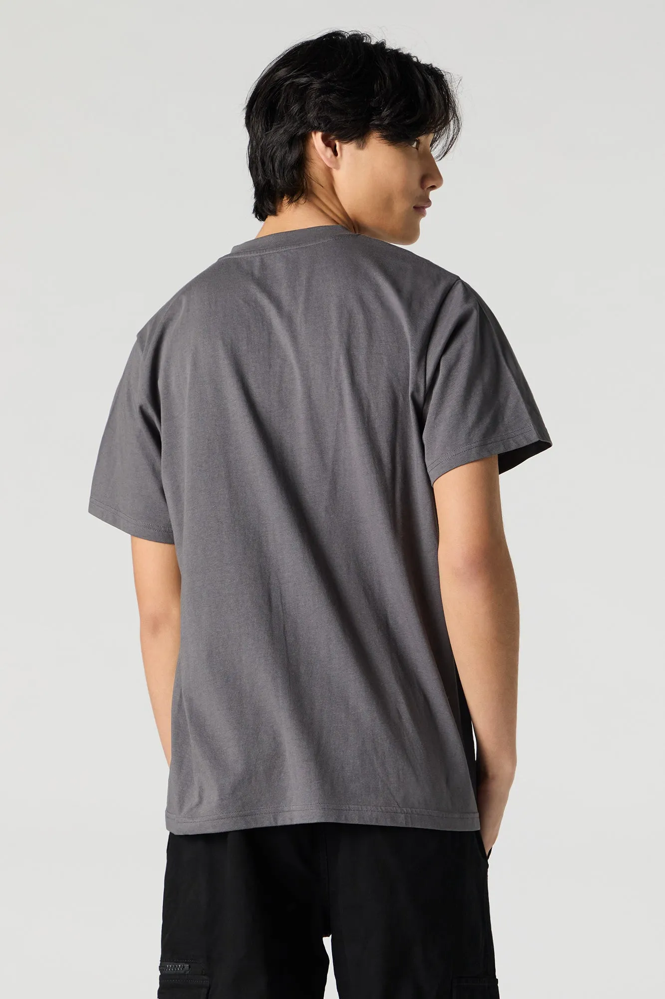 T-shirt uni à encolure en V