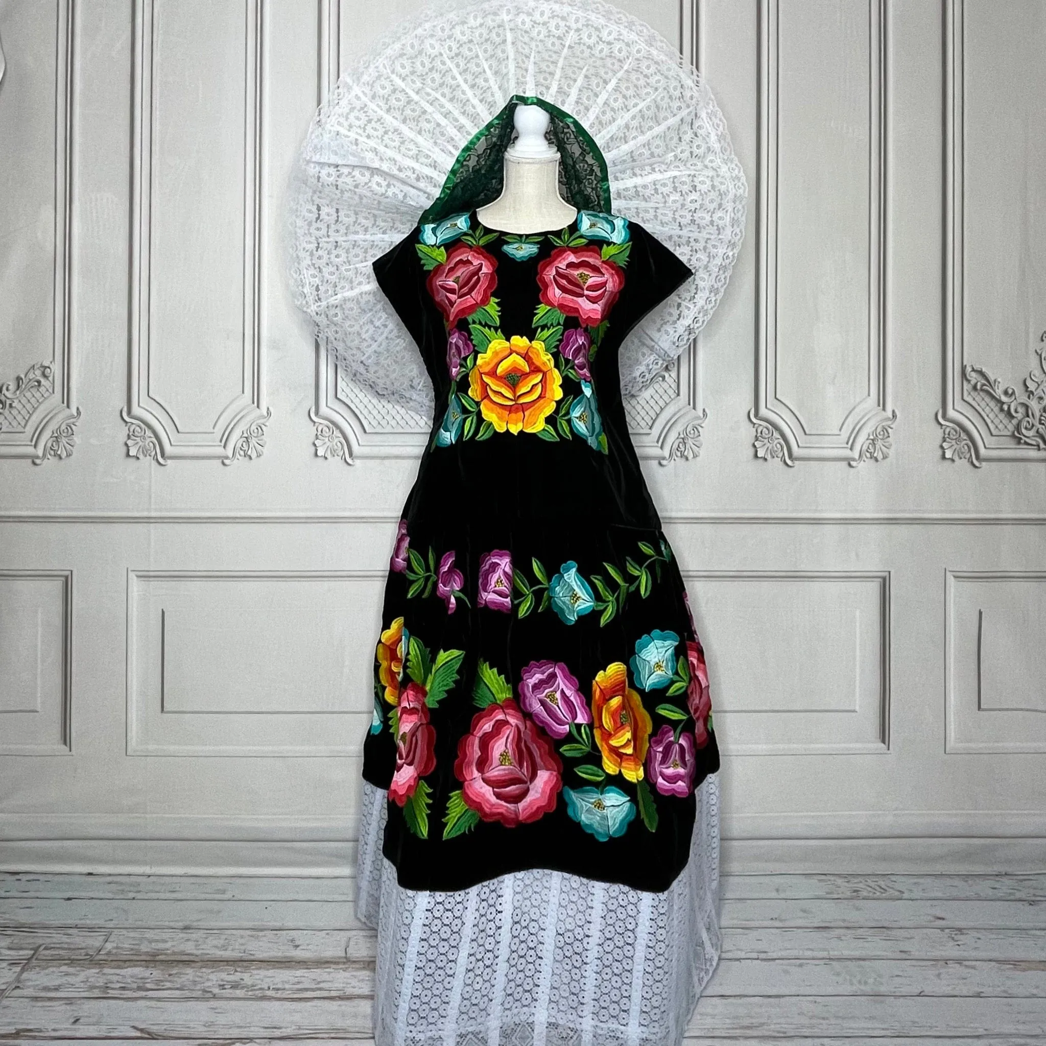 Tehuana Gala Outfit