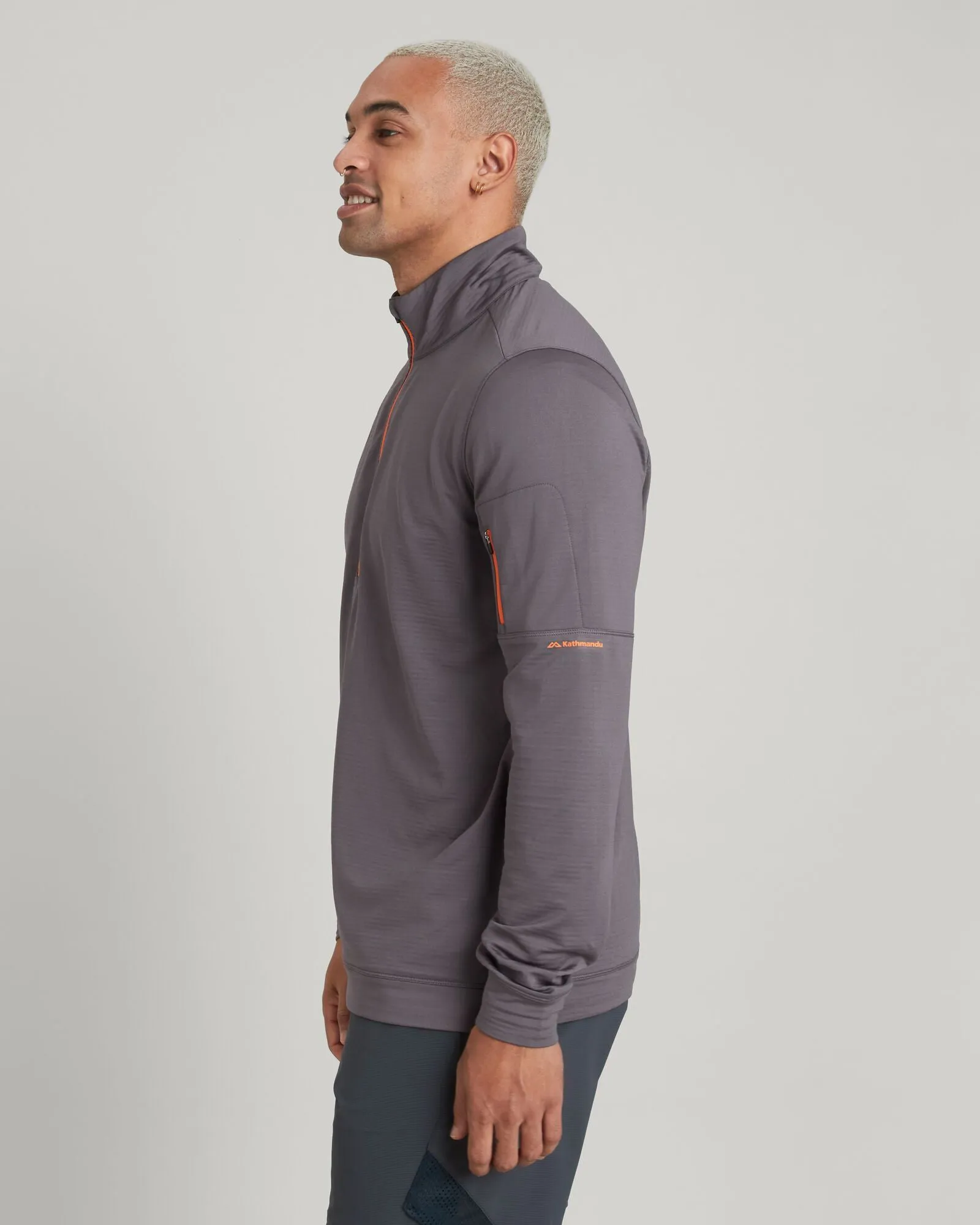 WELL.DER.NESS Play Men's Quarter Zip Pullover - Light Quartz