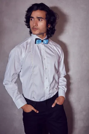 White Shirt with Spread Collars and Nude Laces in front