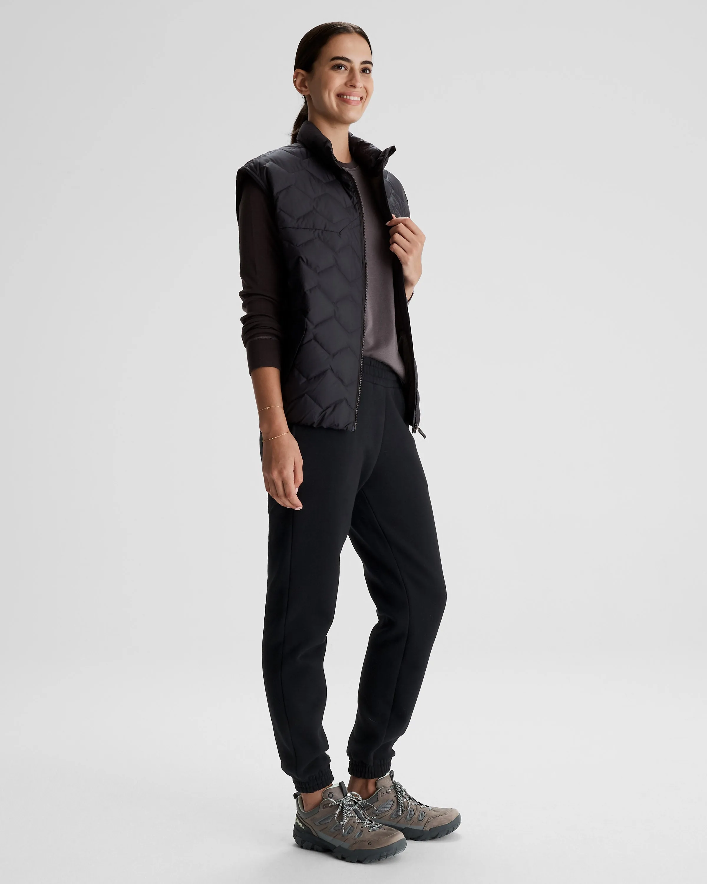 Women's Any Time Down Short Vest - Black Stingray