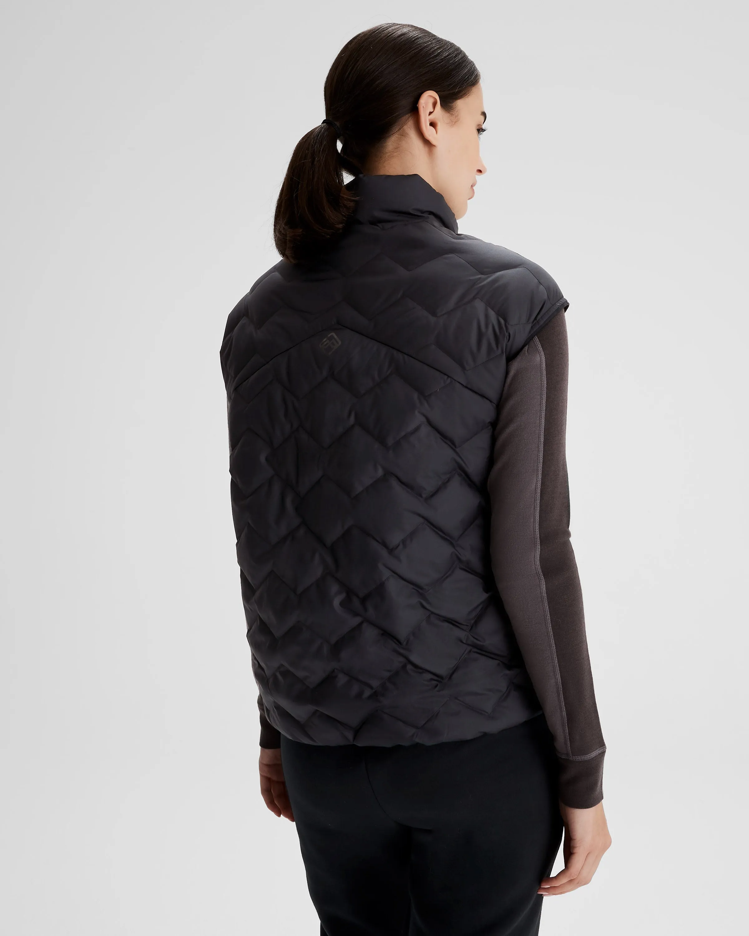 Women's Any Time Down Short Vest - Black Stingray