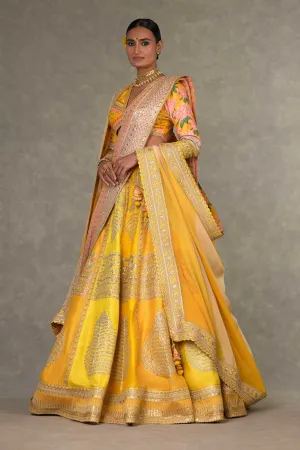 Yellow Paan-Patti Embroidered Lehenga Set with Double Dupatta