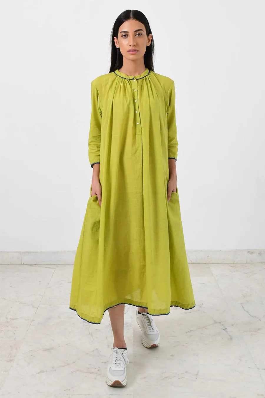 Zero Neck Green Kurta Dress